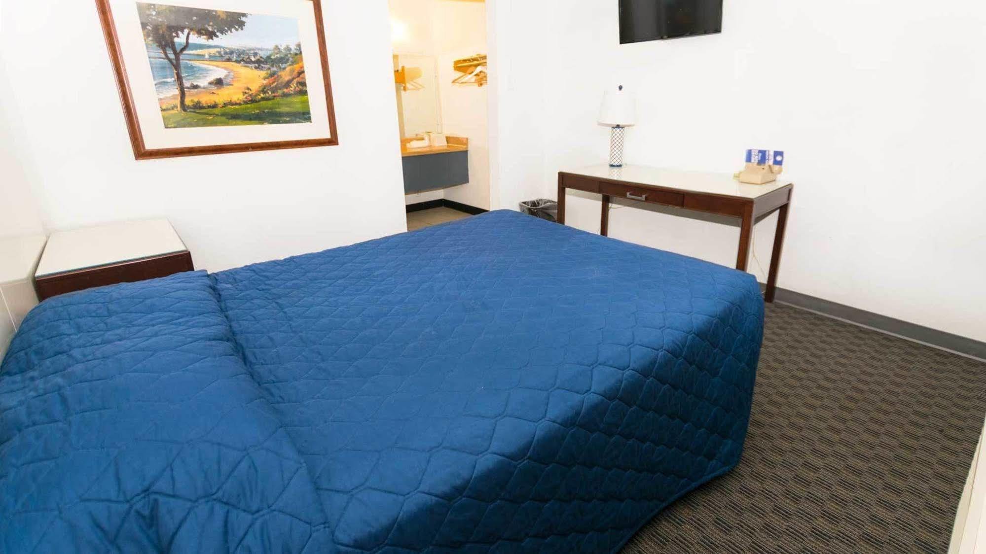 ווסטמינסטר Morada Inn מראה חיצוני תמונה